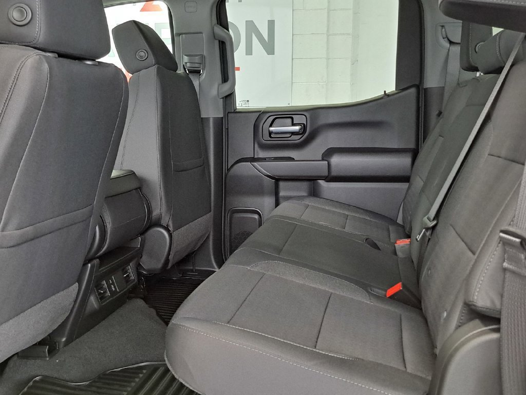 New 2026 Chevrolet Silverado 1500 Custom w/ Turbomax Blackout Package AWD/4WD image 13