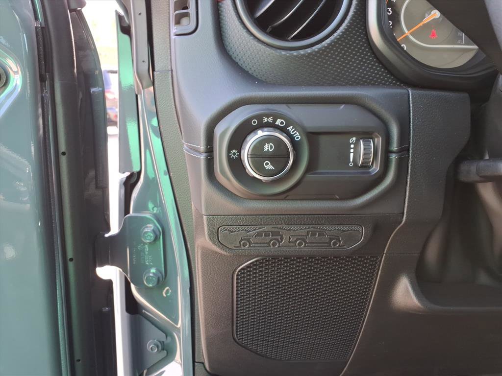 New 2026 Jeep Gladiator Rubicon image 17