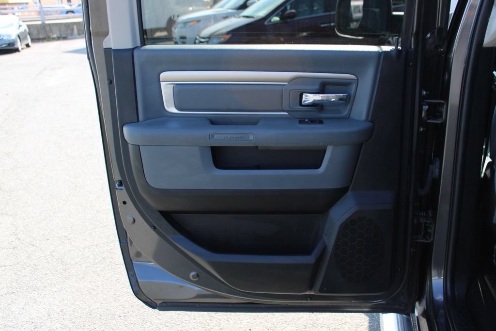 Used 2016 RAM 1500 Lone Star RWD image 12