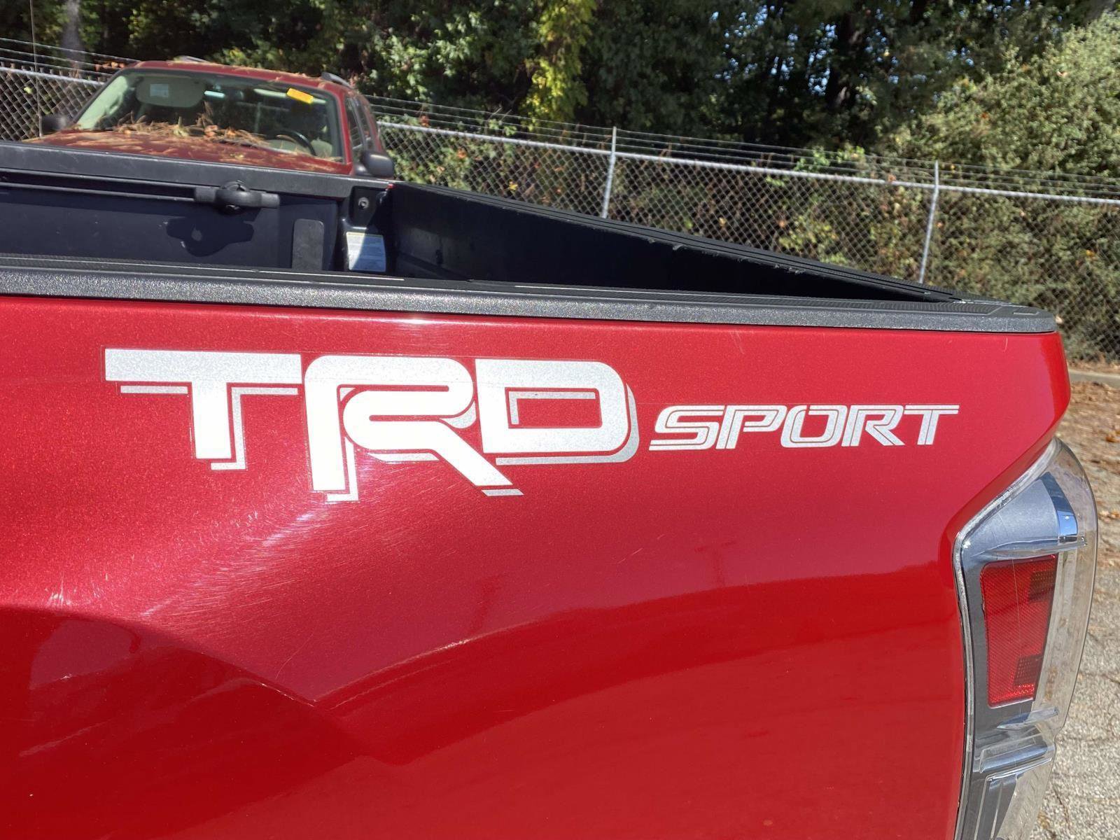 Used 2021 Toyota Tacoma TRD Sport image 21