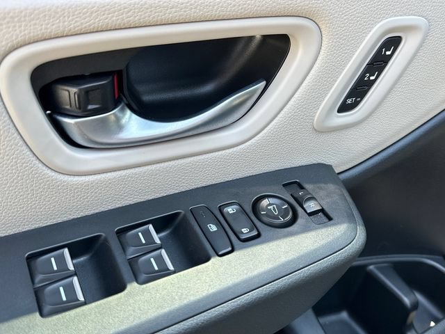 Used 2026 Honda Pilot EX-L image 17