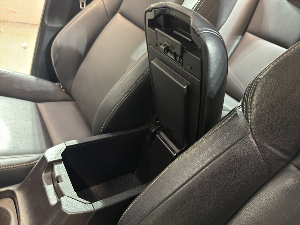 Used 2015 Toyota RAV4 Limited w/ Technology Package image 17