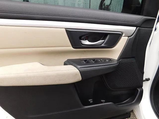 Used 2018 Honda CR-V LX image 13