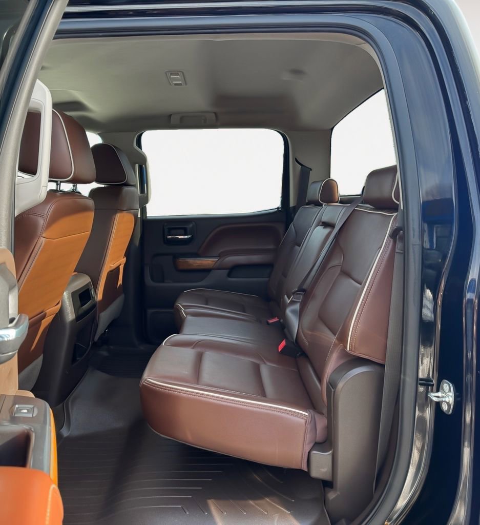 Used 2016 Chevrolet Silverado 2500 High Country w/ Duramax Plus Package image 13