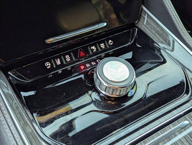 Used 2022 Jeep Wagoneer Series II RWD image 11