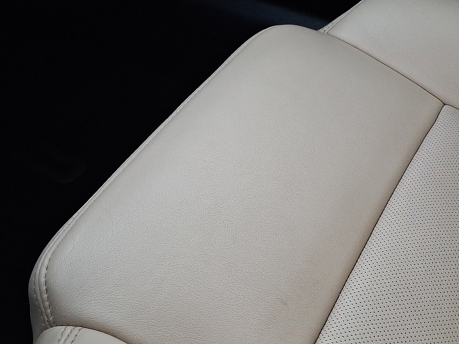 Used 2017 Cadillac CTS Luxury image 26