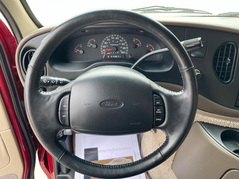 Used 1999 Ford E-150 and Econoline 150 RWD image 31