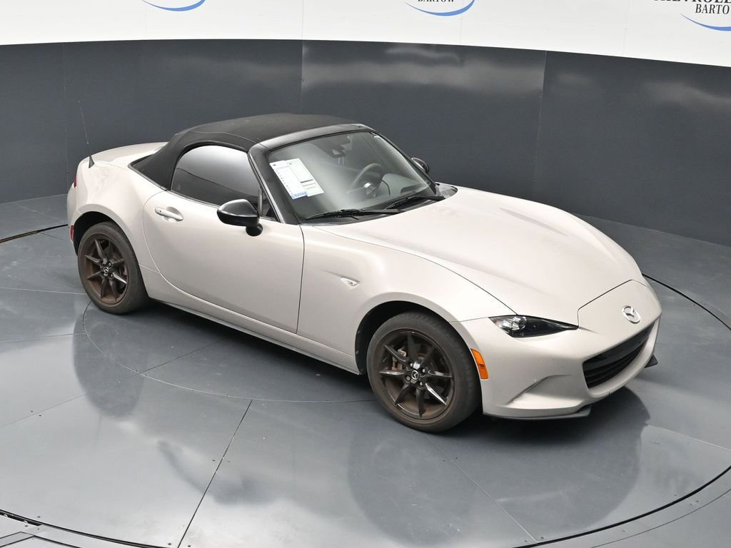 Used 2022 MAZDA MX-5 Miata Sport RWD image 12