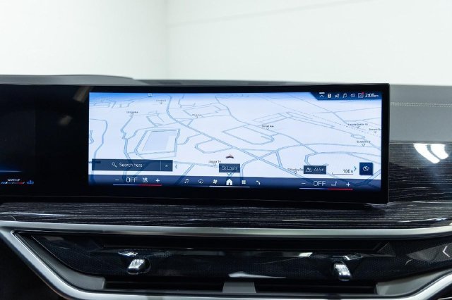 New 2027 BMW X7 xDrive40i w/ Executive Package AWD/4WD image 19