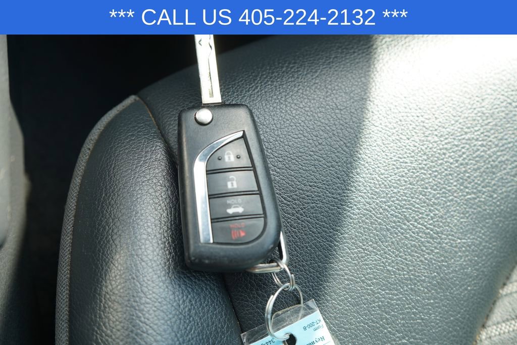 Used 2021 Toyota Camry SE image 36