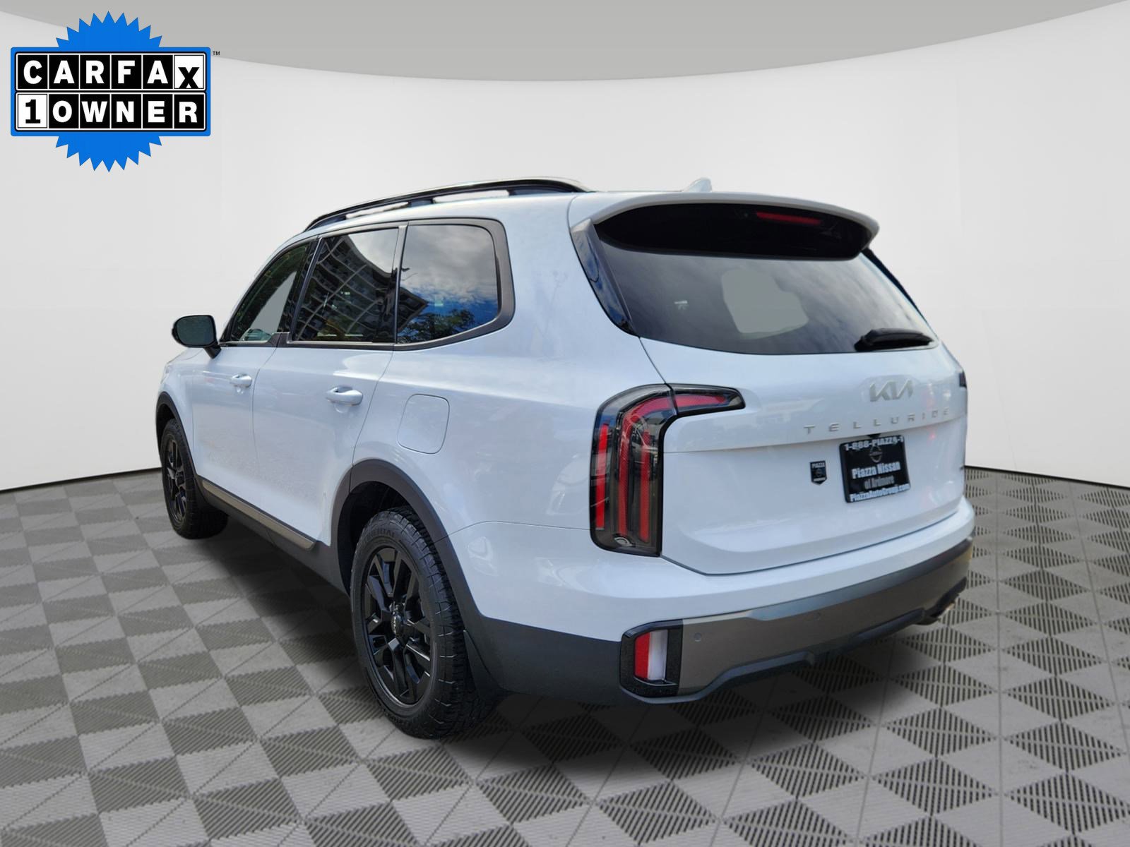 Used 2023 Kia Telluride SX Prestige X-Pro image 3