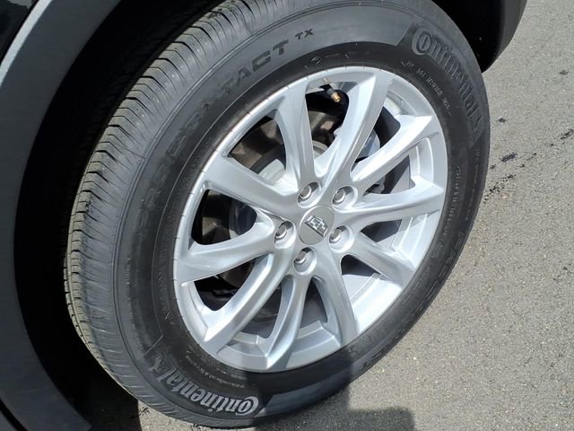 Certified 2023 Cadillac XT4 Luxury w/ Cold Weather Package image 9