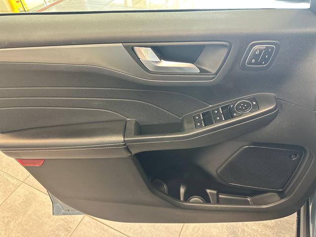 Used 2023 Ford Escape Active w/ Tech Pack #2 AWD/4WD image 20