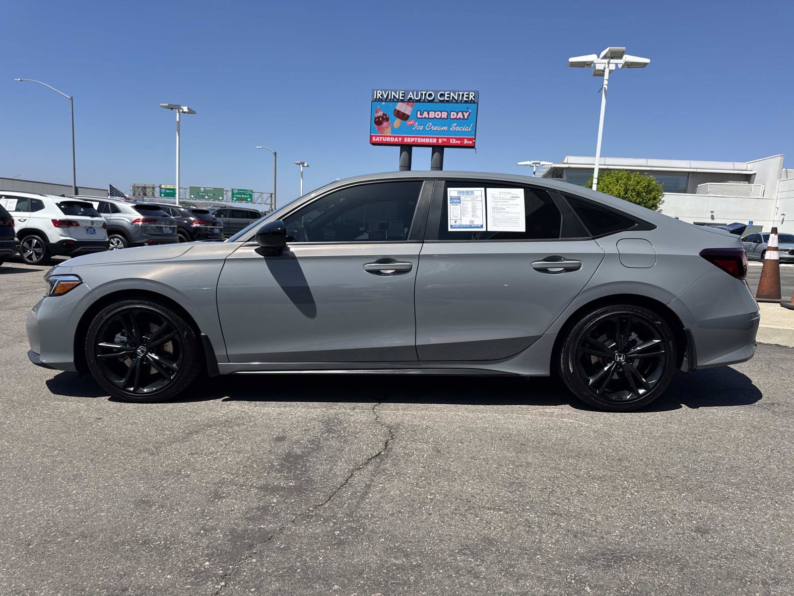 Used 2025 Honda Civic Si image 2