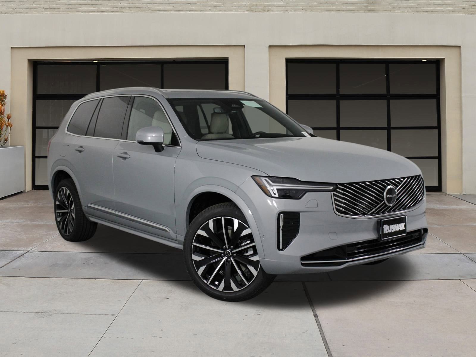 New 2026 Volvo XC90 B5 Plus image 19