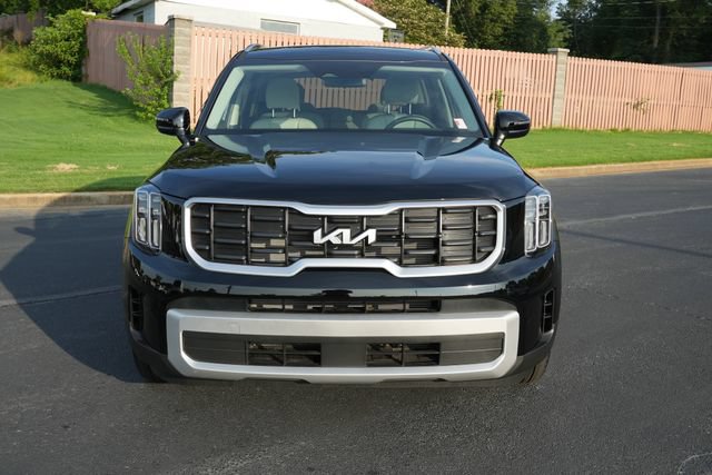 Used 2025 Kia Telluride S FWD image 2