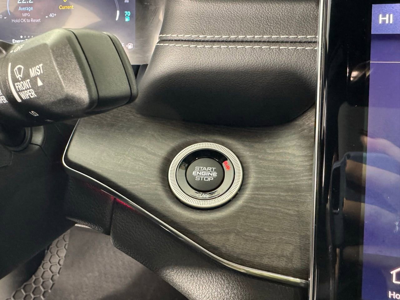 Used 2024 Jeep Grand Cherokee Overland w/ Luxury Tech Group IV image 22