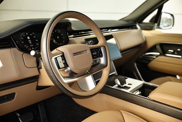 New 2025 Land Rover Range Rover Autobiography image 23