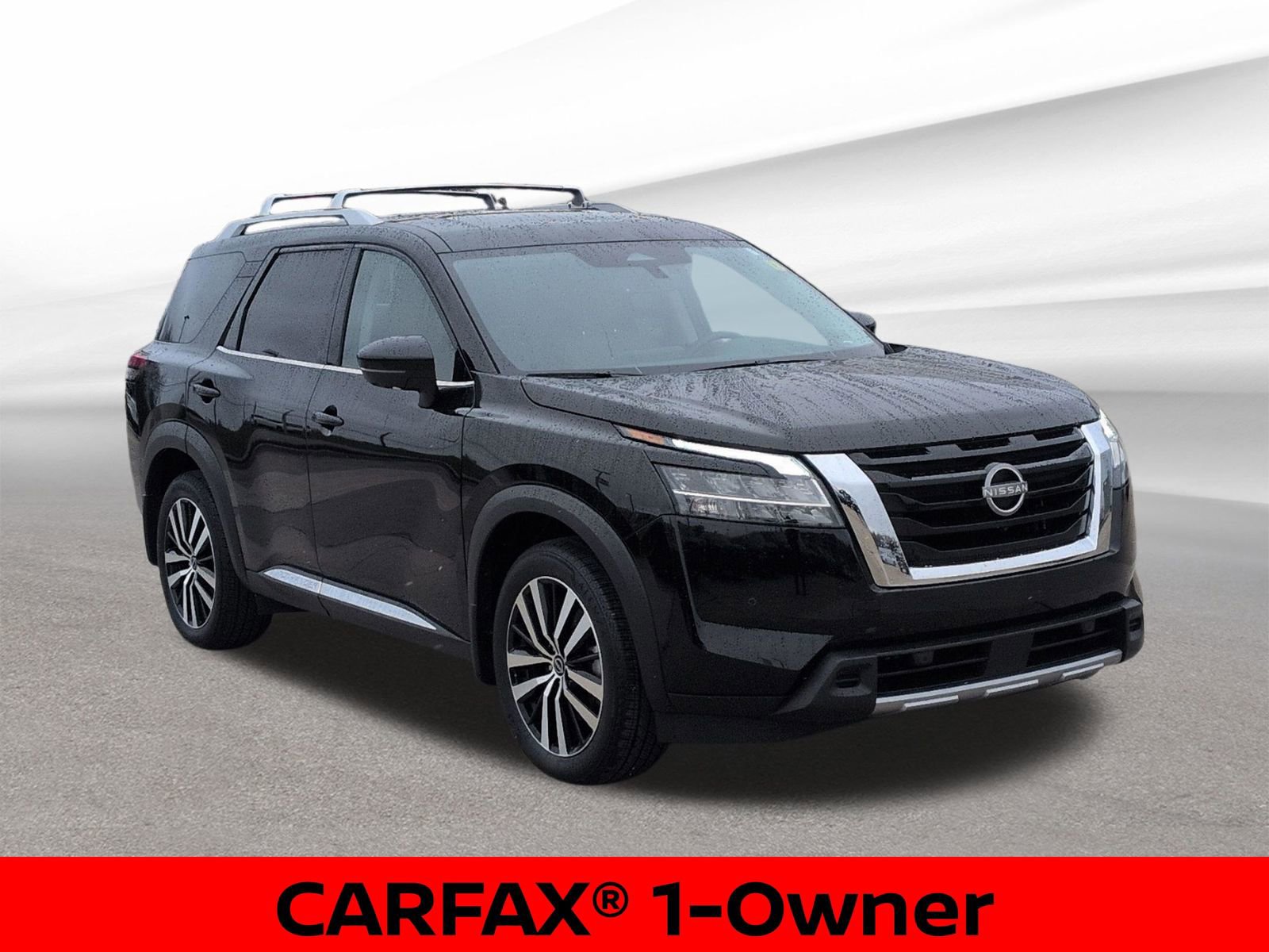 Certified 2024 Nissan Pathfinder Platinum w/ Cargo Package AWD/4WD image 4