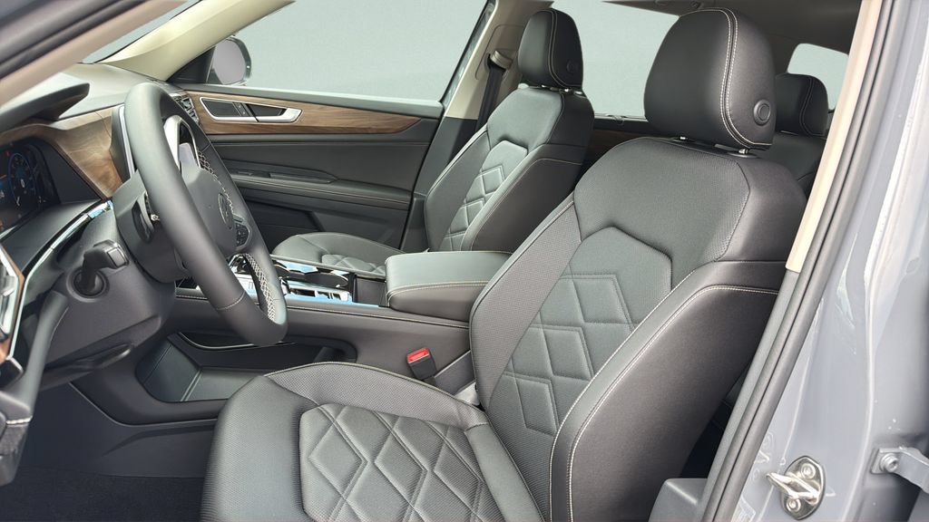 New 2026 Volkswagen Atlas SE FWD image 30