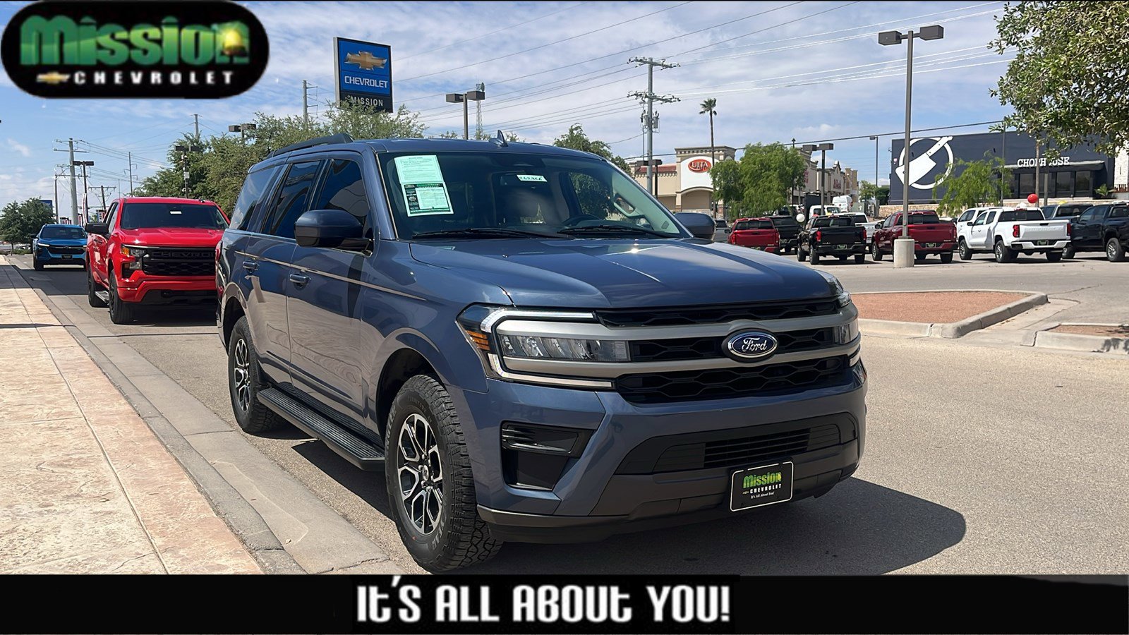 Used 2023 Ford Expedition XLT