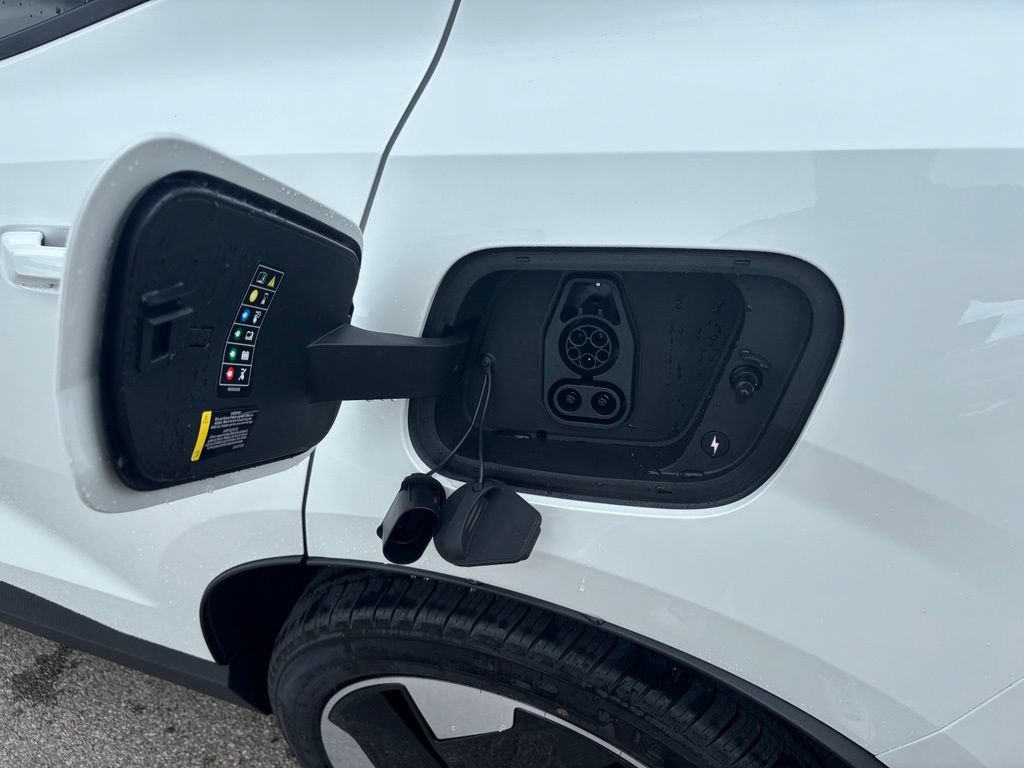 New 2026 Volvo EX30 Ultra w/ Protection Package Premier AWD/4WD image 20