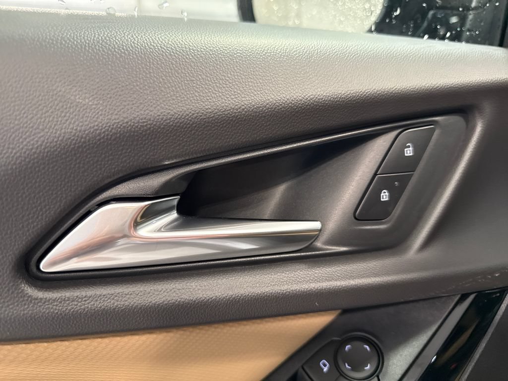New 2027 Chevrolet Equinox ACTIV AWD/4WD image 31