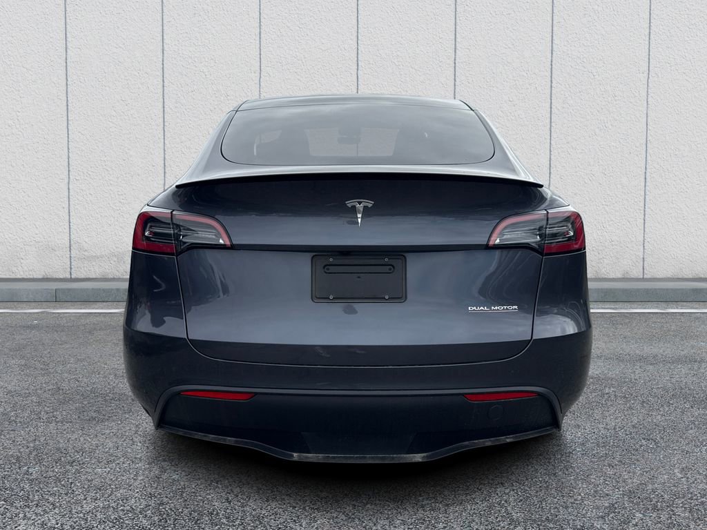 Used 2023 Tesla Model Y Performance image 4