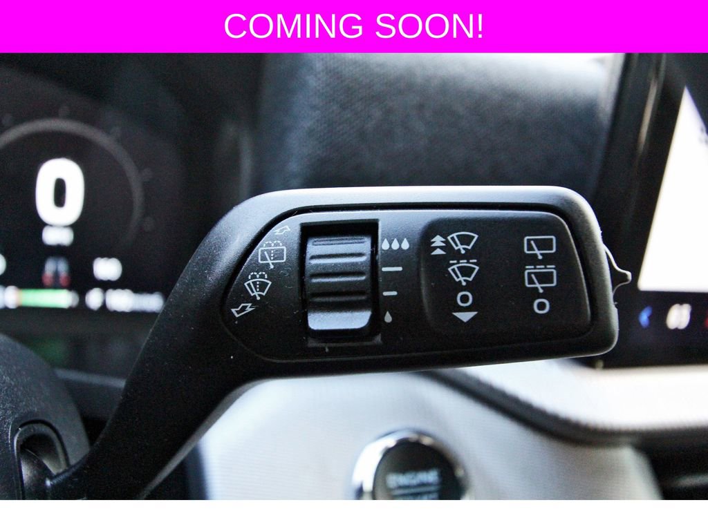 Used 2025 Ford Explorer Active w/ Active Comfort Package image 18