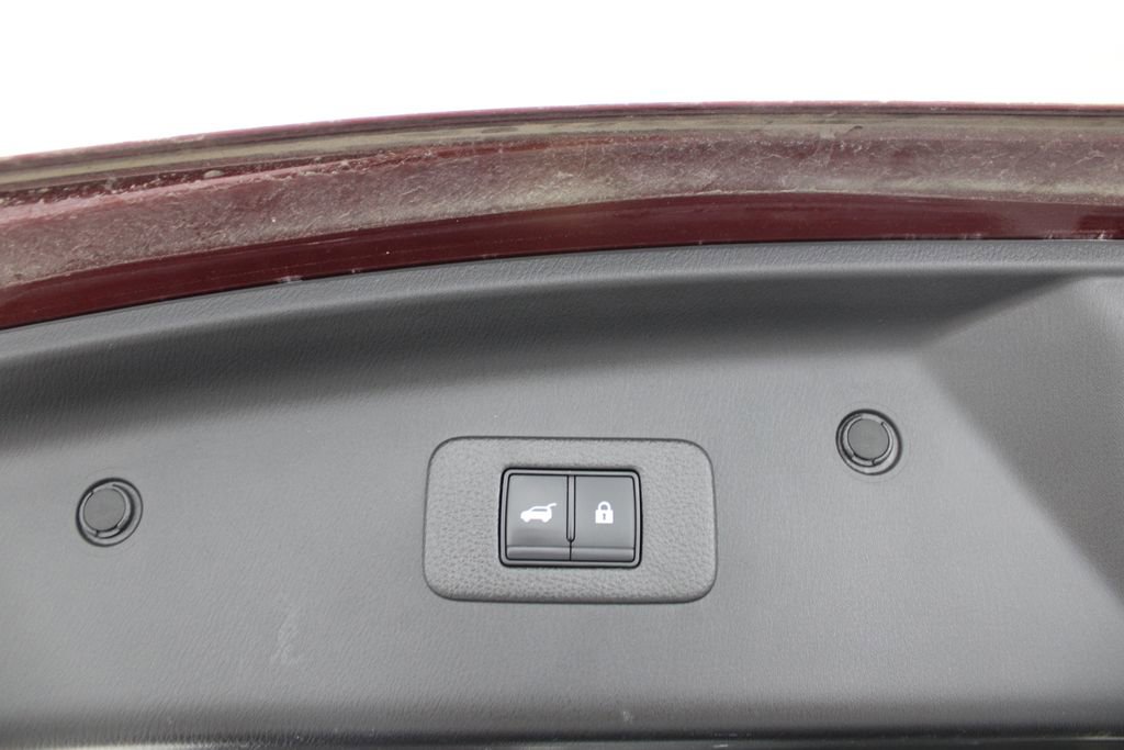 Used 2022 Nissan Armada Platinum w/ Captain's Chairs Package image 22