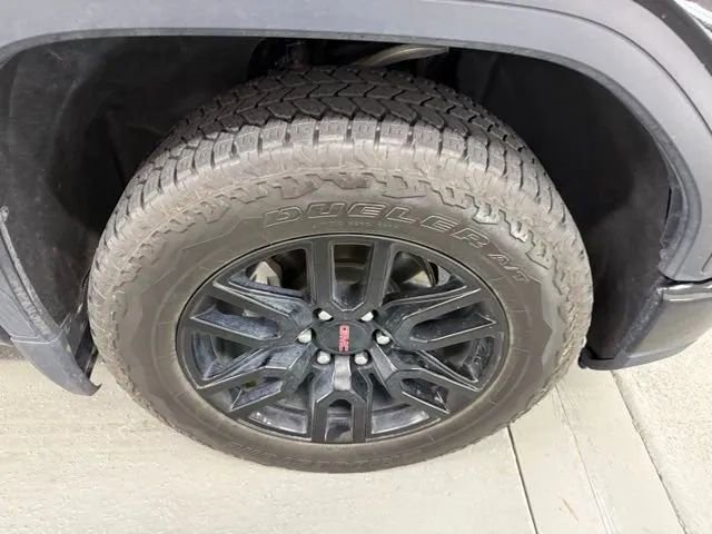 Used 2024 GMC Sierra 1500 Elevation image 4