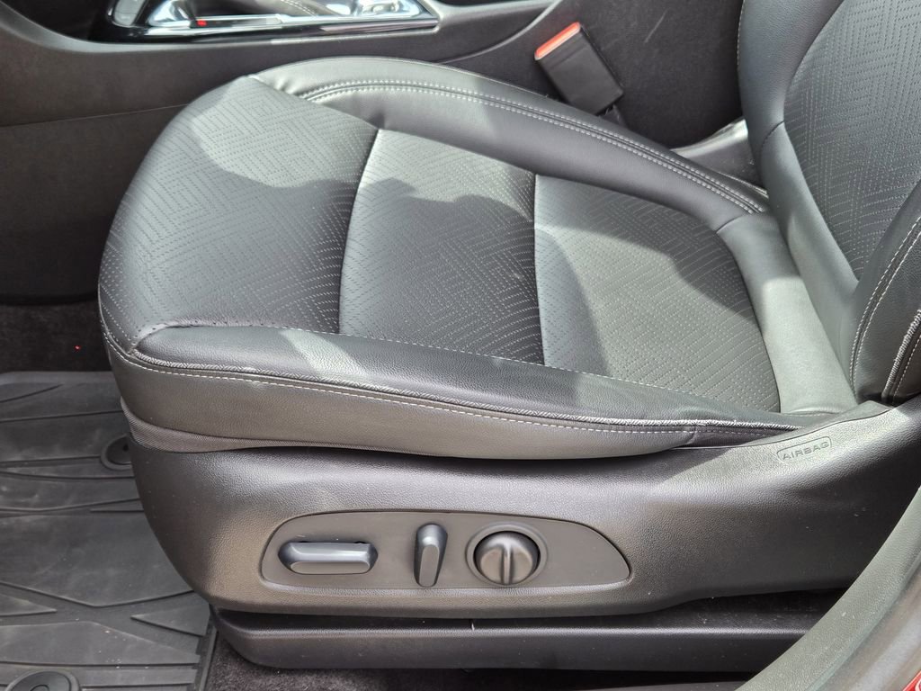 Used 2023 Buick Encore GX Essence w/ Advanced Technology Package FWD image 26