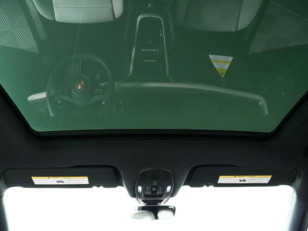 New 2026 Porsche Cayenne E-Hybrid image 21