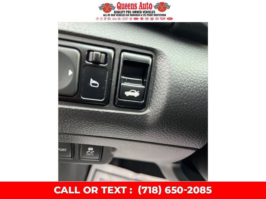 Used 2019 Nissan Sentra SR image 34
