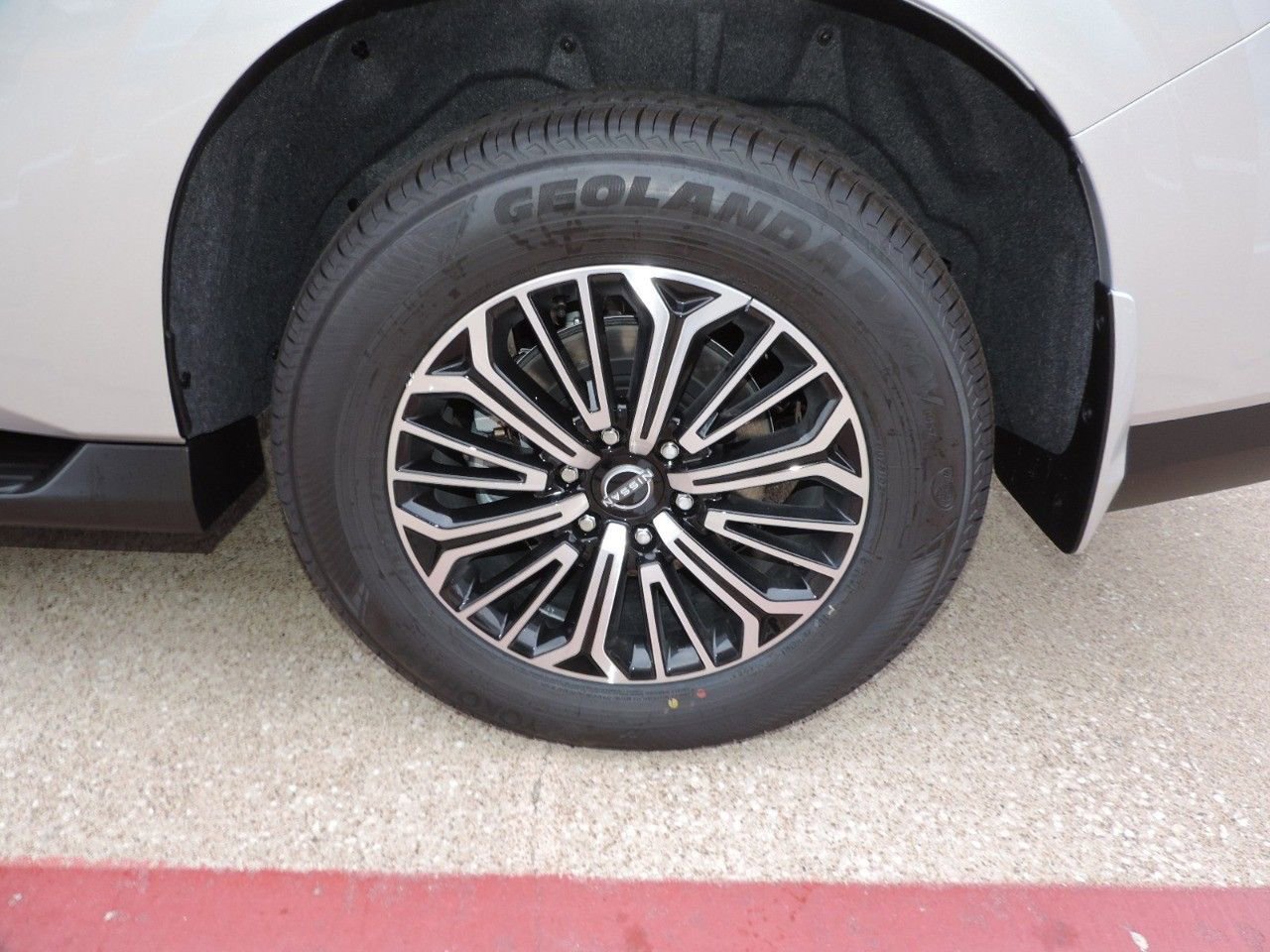 New 2026 Nissan Armada SL w/ Captain's Chari Seat Package image 10