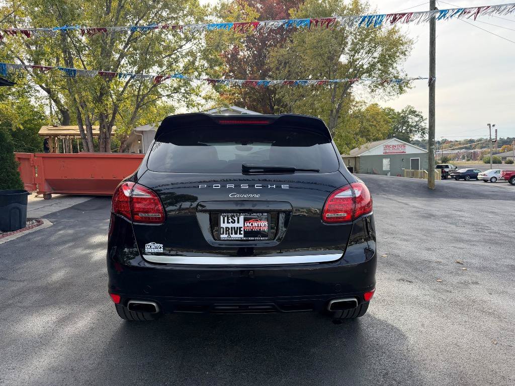 Used 2014 Porsche Cayenne Platinum Edition AWD/4WD image 7