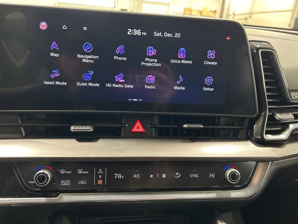 Certified 2023 Kia Sportage EX image 17