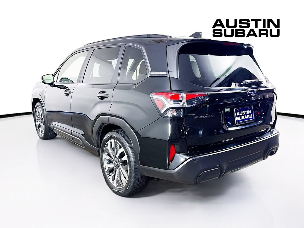 Used 2025 Subaru Forester Touring AWD/4WD image 5