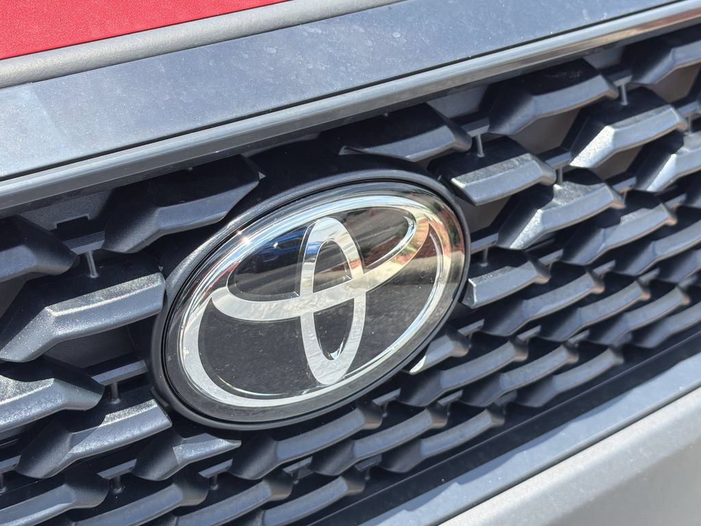 Used 2023 Toyota Corolla Cross LE FWD image 27