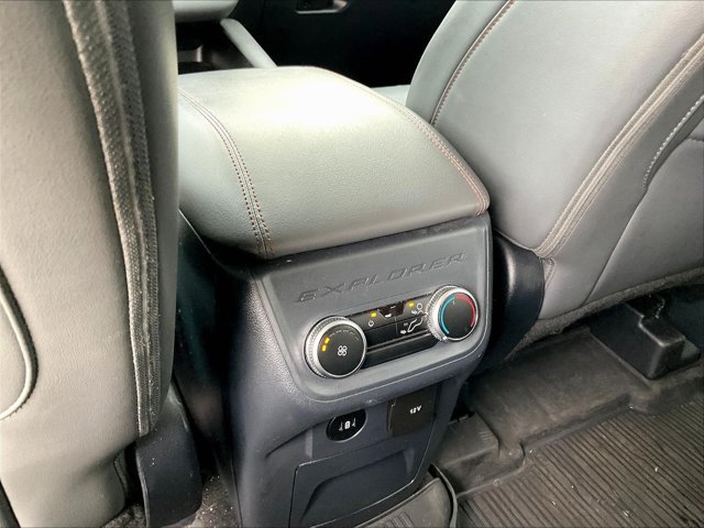Certified 2025 Ford Explorer Active w/ Active Comfort Package RWD image 21