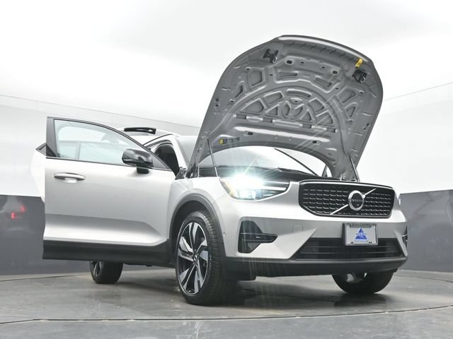 Used 2023 Volvo XC40 B5 Ultimate w/ Protection Package Premier AWD/4WD image 51