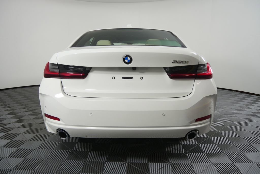 Used 2026 BMW 330i Sedan w/ Convenience Package image 4