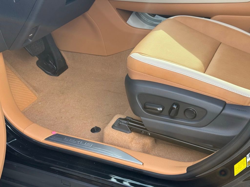 New 2026 Lexus RZ 350e 2WD image 19