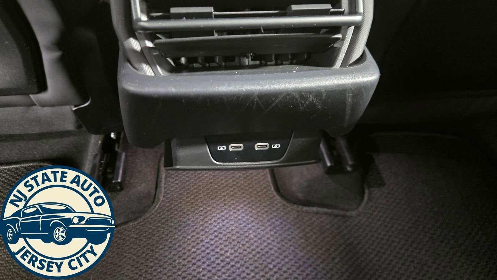 Used 2023 Fisker Ocean Extreme image 29