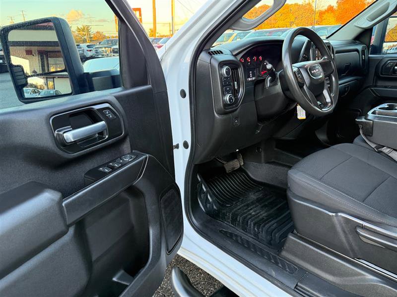 Used 2022 GMC Sierra 3500 Pro w/ Convenience Package image 25