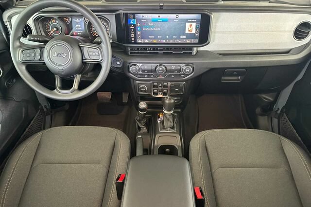 New 2026 Jeep Gladiator Sport AWD/4WD image 10