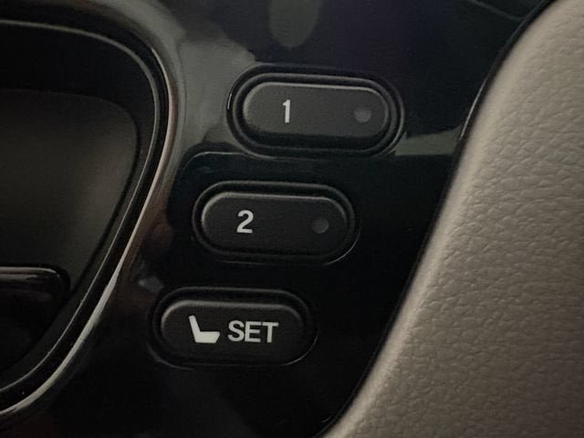 Used 2024 Honda Odyssey Touring image 8
