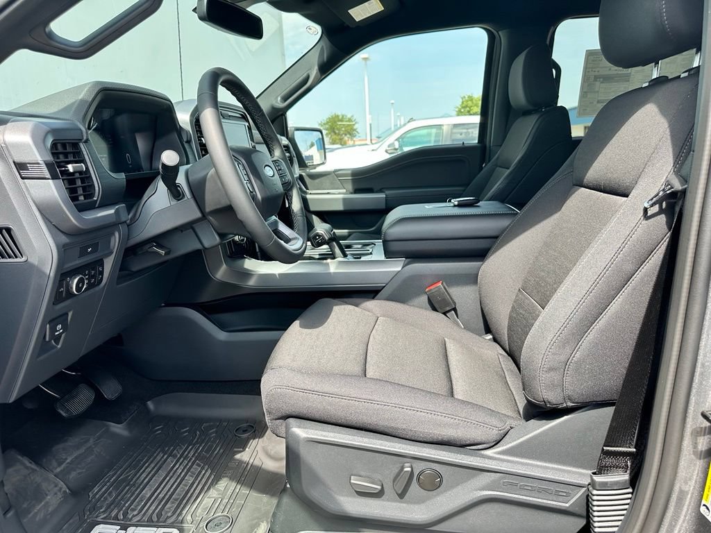 New 2026 Ford F150 XLT w/ Equipment Group 302A MID AWD/4WD image 14