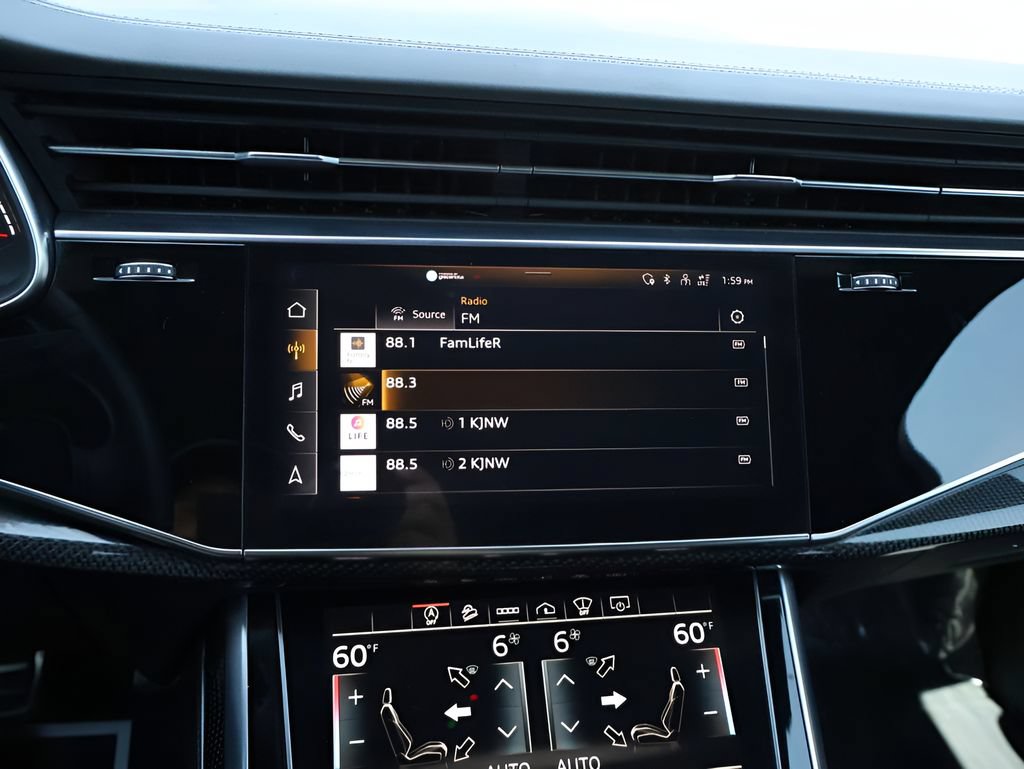 Used 2022 Audi SQ7 Prestige AWD/4WD image 22