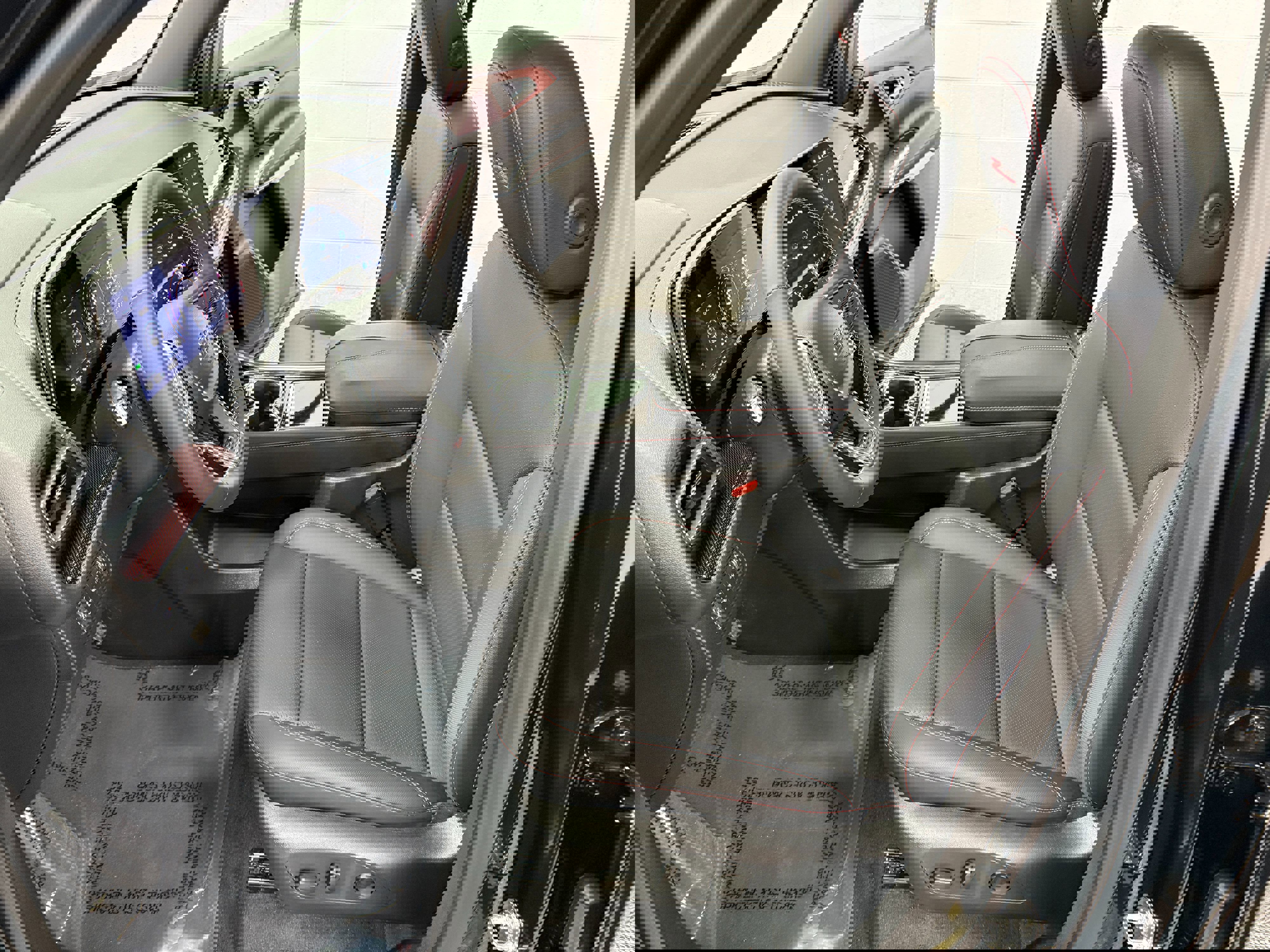 Used 2025 Chevrolet Traverse Z71 w/ LPO, Floor Liner Package image 12